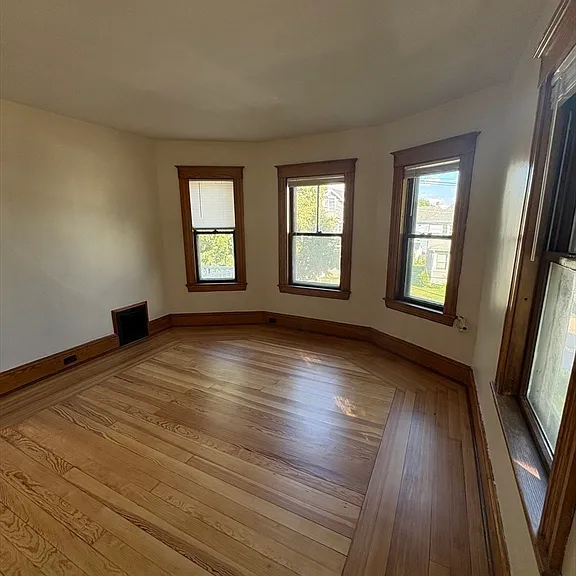 70 Adams St #70 — Photo 6