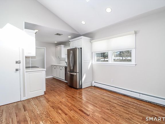 5th image of 12 South Mountain Road