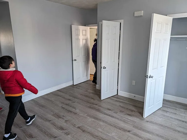 450 Weeden St #3 — Photo 1