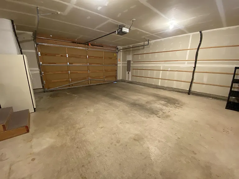 501 E Michelle Dr — Photo 15