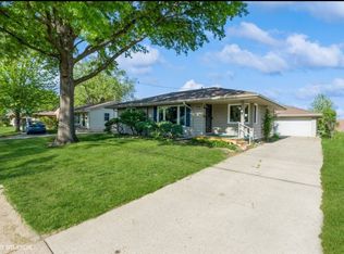4009 64th St, Urbandale, IA 50322