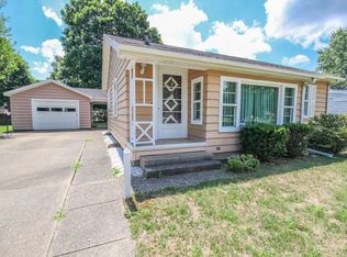 425 11th Ave, Three Rivers, MI 49093