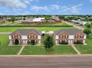 1501 Wade St, Sayre, OK 73662