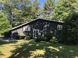 87 Winthrop St, Medway, MA 02053