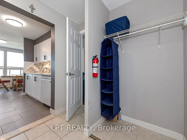1445 Huron St #302 — Photo 5