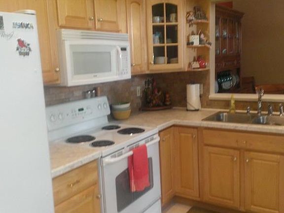 4th image of 854 Weatherly Ct