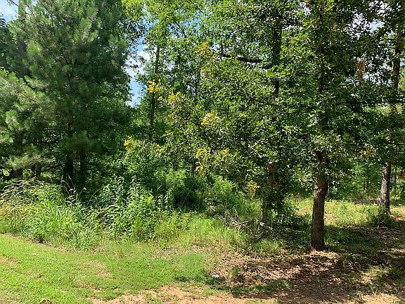2nd image of 1050 Glen Eagle Dr