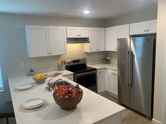 3rd image of 6439 Breezy Oaks Way Unit 6439101
