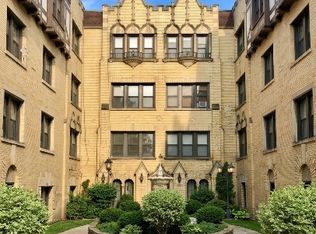 5659 N Spaulding Ave APT 3, Chicago, IL 60659