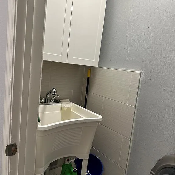 10018 Chorlton Cir — Photo 36