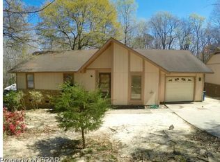 6942 Melbourne Dr, Fayetteville, NC 28314