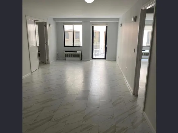 5 Grace Ave APT 3G, Great Neck, NY 11021