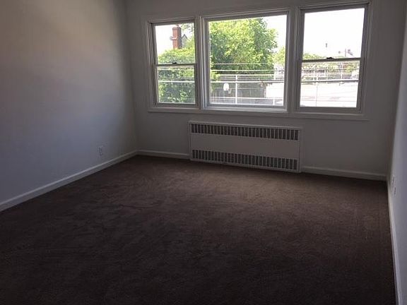 3rd image of 436 Beach 134th St