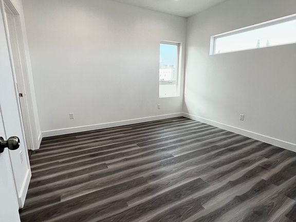4th image of 1139 N Bronson Ave #1137-1/2