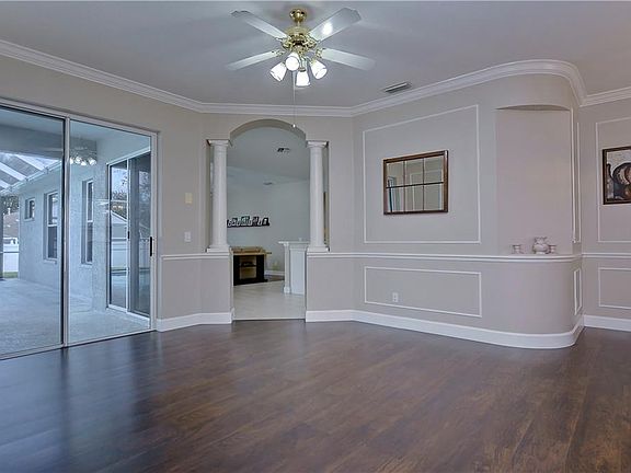 4th image of 1706 Winn Arthur Dr