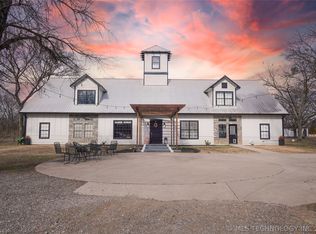 17716 S 39th West Ave, Mounds, OK 74047