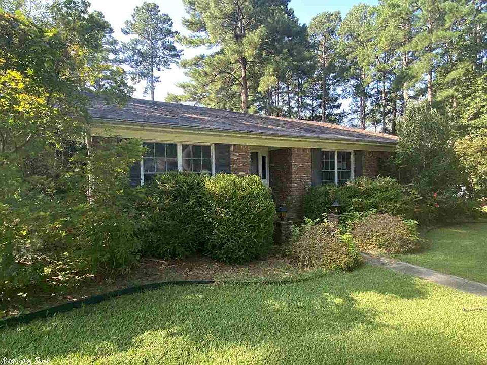 1st image of 303 W Sunset Dr