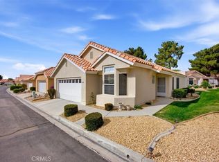 19146 Oak St, Apple Valley, CA 92308