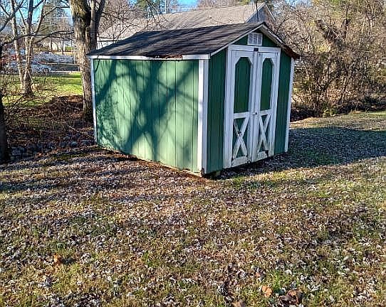 5th image of 2100 Peerless Rd NW