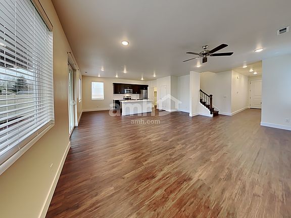3rd image of 358 Smith Dr