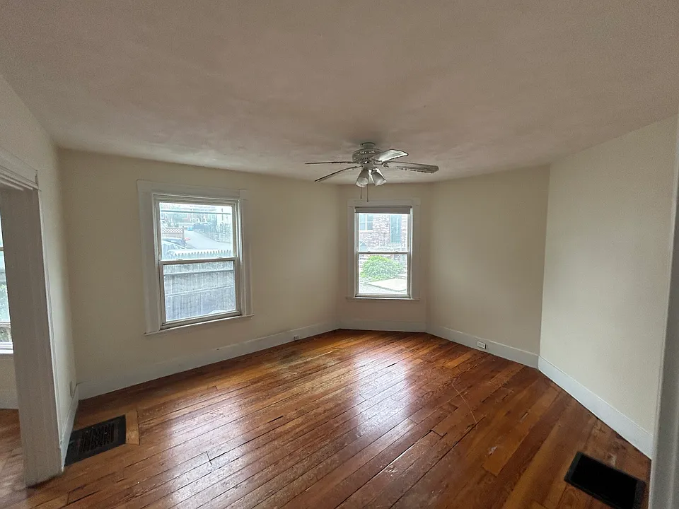 27R Albion St #1-1A