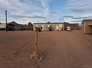 2177 S Estrella Rd, Golden Valley, AZ 86413