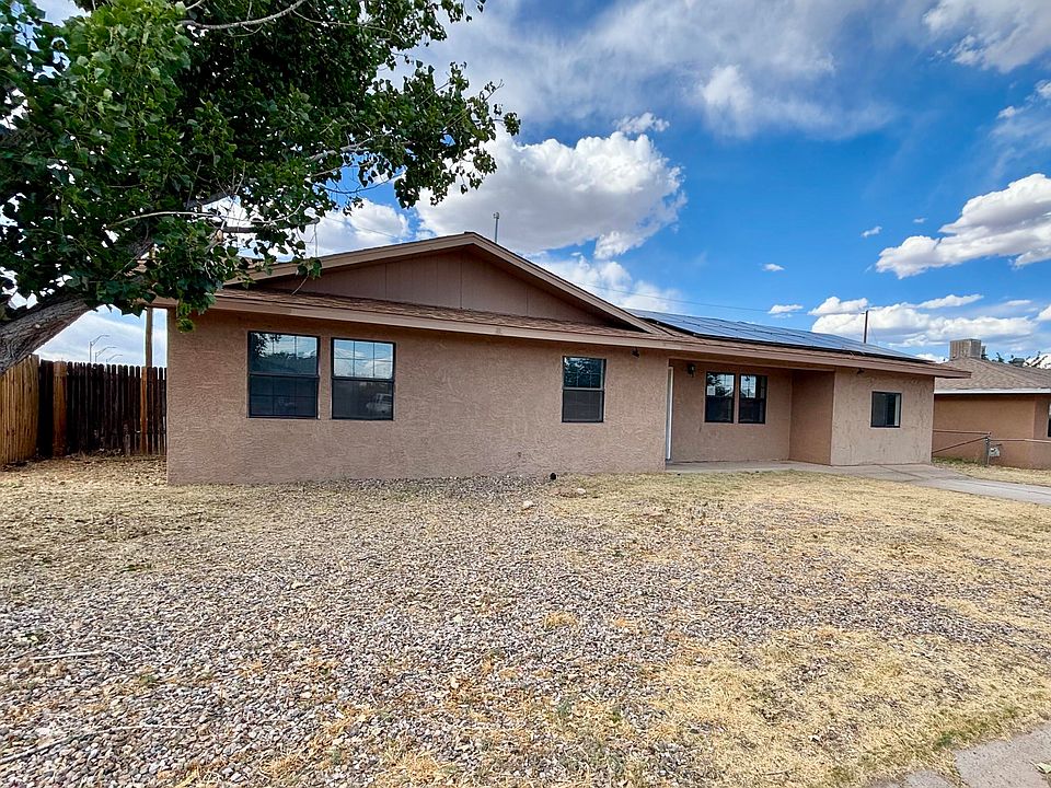 1st image of 816 La Luz Dr