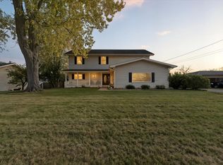 2809 Leland Dr, Jackson, MI 49203