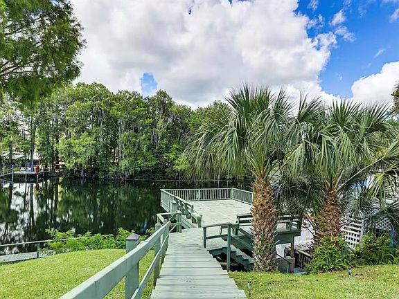 3rd image of 20906 River Dr