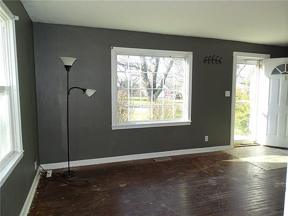 5th image of 2404 N Hollywood Ave