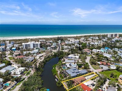 30 Island Cir, Sarasota, FL, 34242