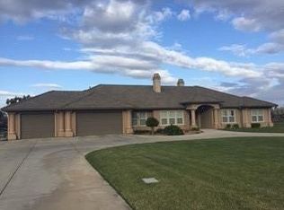 499 N Fine Rd, Linden, CA 95236