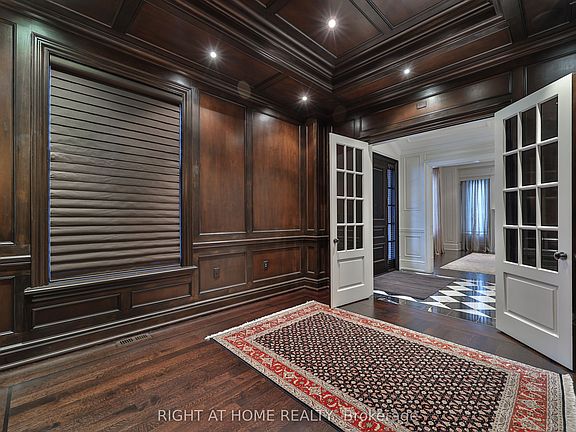 5th image of 41 Old Forest Hill Rd