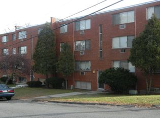 64 Locust St #7, Holyoke, MA 01040