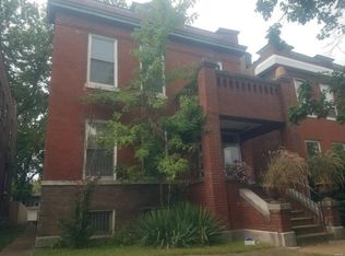 712 Dover Pl, Saint Louis, MO 63111
