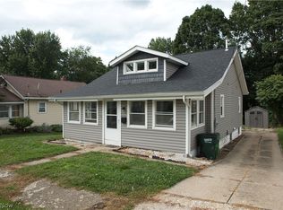 293 E Cassell Ave, Barberton, OH 44203
