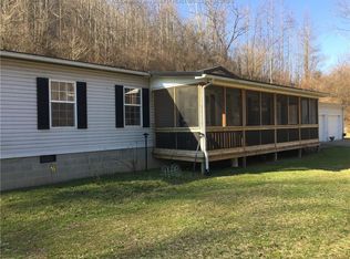 310 Harts Crk, Harts, WV 25524