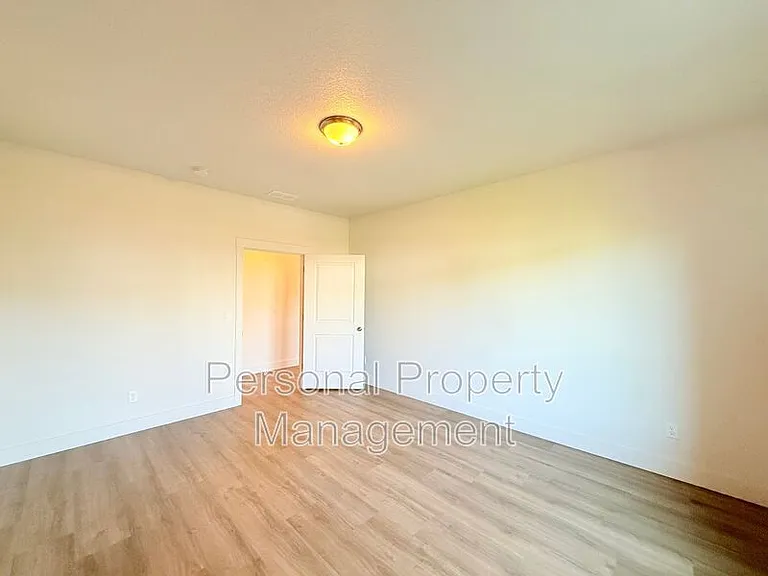 11108 NE 133rd Ct — Photo 18