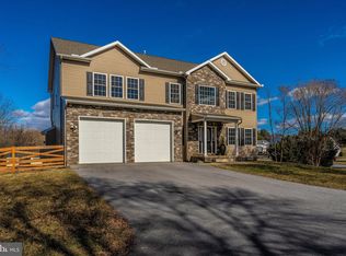 19531 Portsmouth Dr, Hagerstown, MD 21742