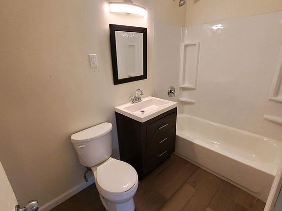 3rd image of 2225 7th Ave APT 1