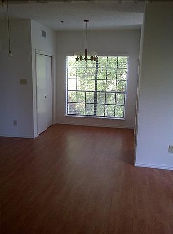 1st image of 9747 Whitehurst Dr APT 129
