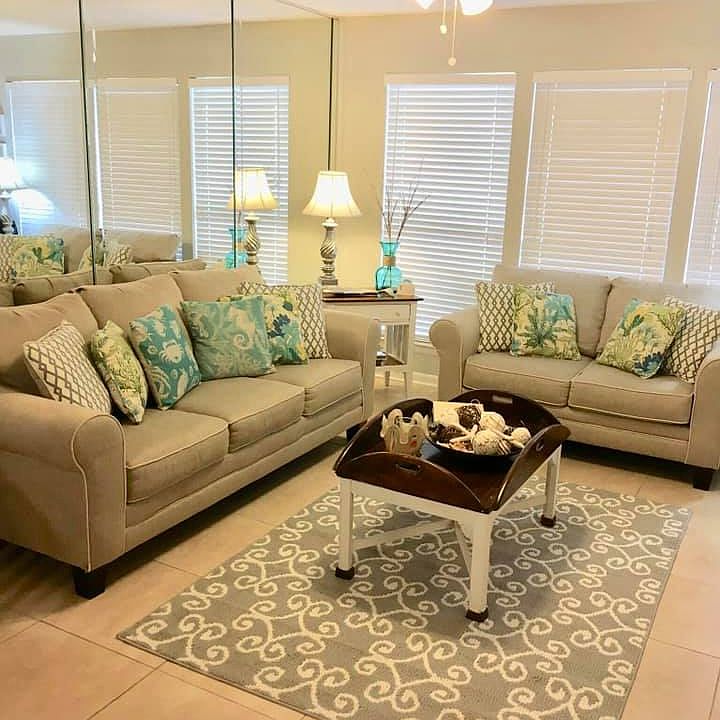 Spacious Living room