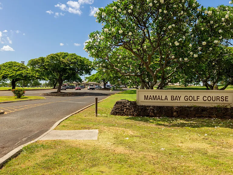 Golf Course base amenities available just around the corner from Hickam Communities' homes.