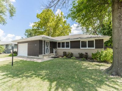 2053 Quincy St, Salina, KS, 67401