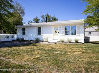206 Theodore Ct, Brick, NJ 08724