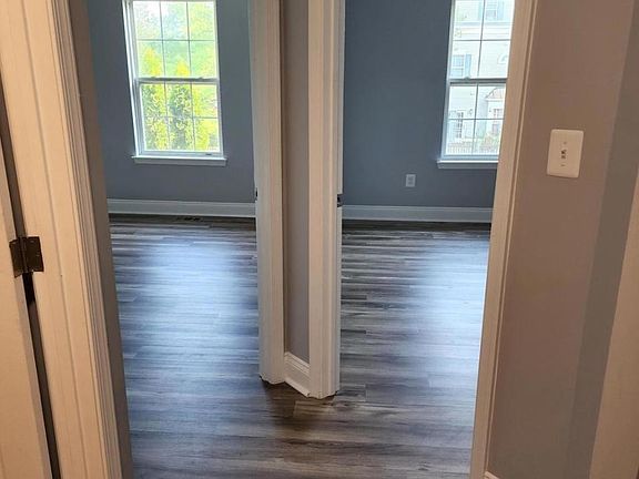 2nd image of 832 Estuary Dr