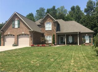 880 Mallard Landing Blvd, Clemmons, NC 27012