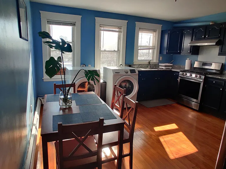 5 Morgan Ave #2 — Photo 6