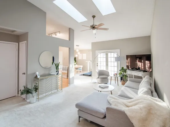 7357 W 110th St, Bloomington, MN 55438