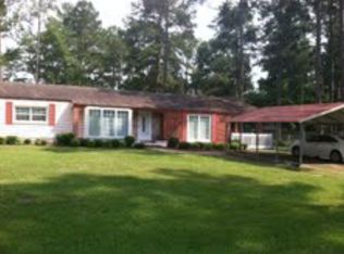 202 Eastlake Dr, Quitman, GA 31643